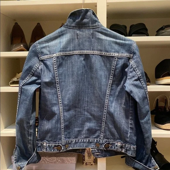 Blue Jean Jacket​​ - Picture 8 of 8